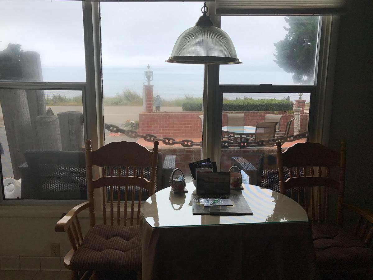 Captain'S Cove Inn Cambria Eksteriør bilde